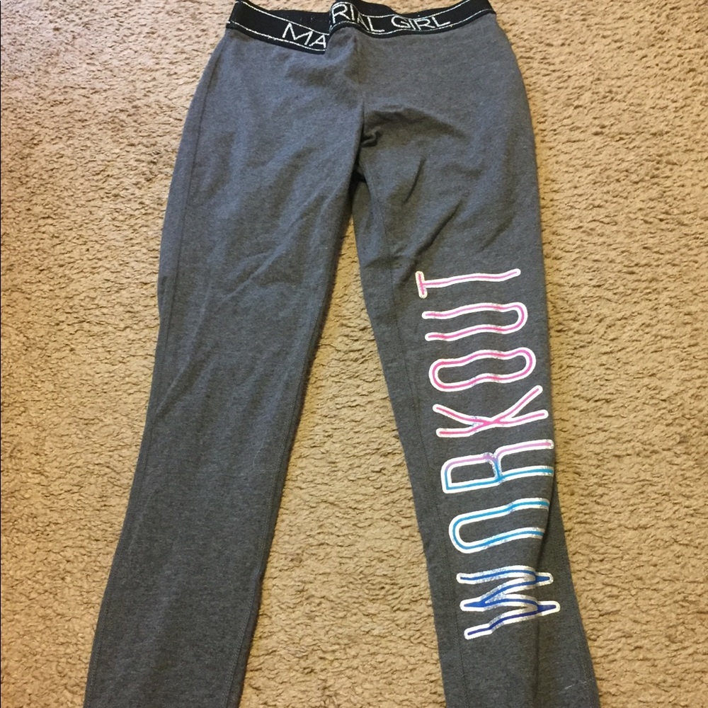 Workout leggings, size medium.